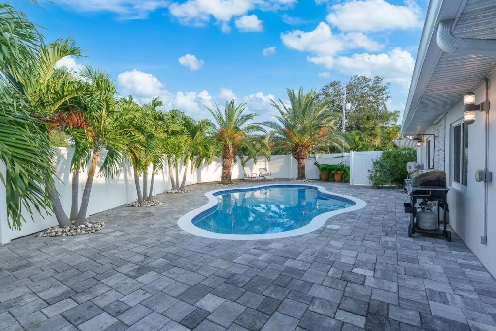 1 Mi To Beach With Grill & Heated Pool Apartment Fort Lauderdale Exterior photo